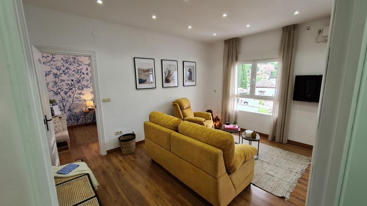 Carmen De Alaia By Florentia Homes Granada Luaran gambar
