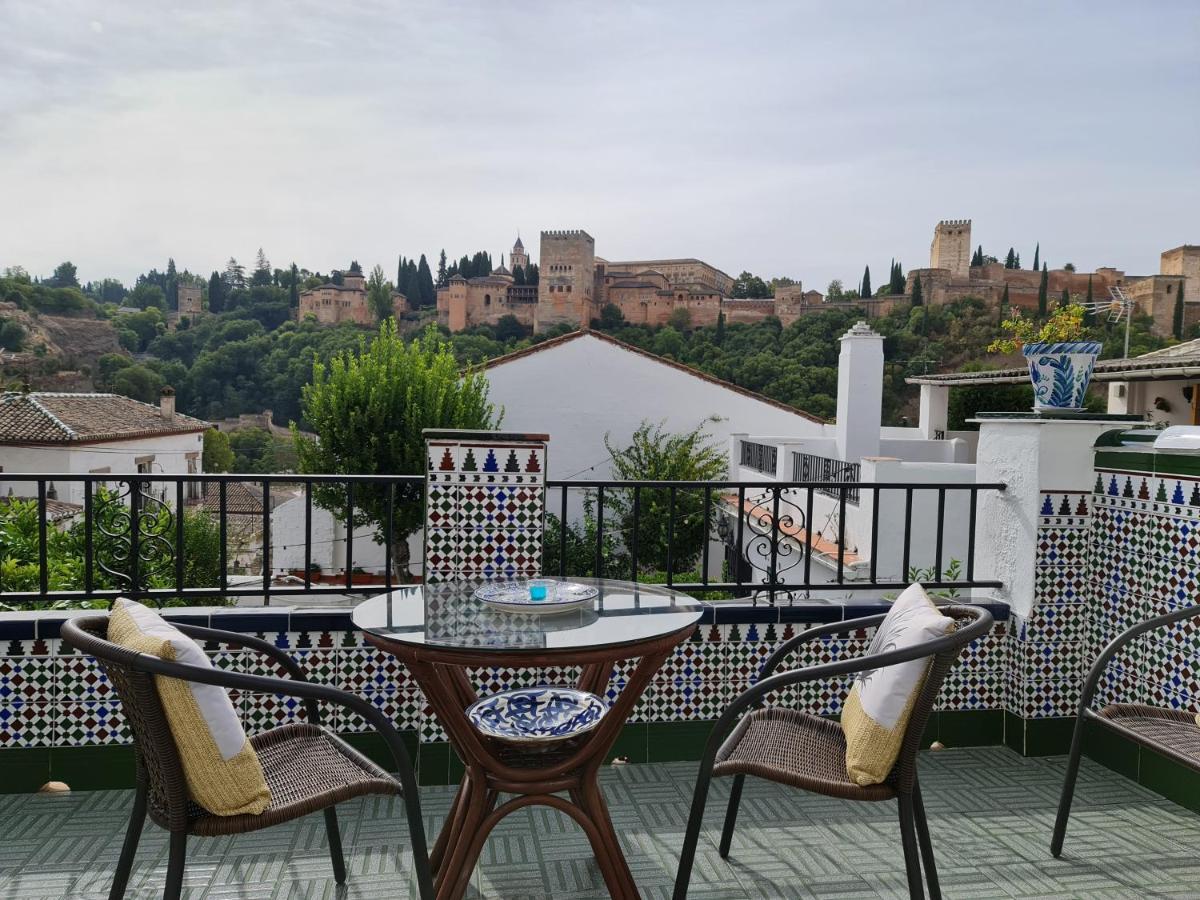 Carmen De Alaia By Florentia Homes Granada Luaran gambar